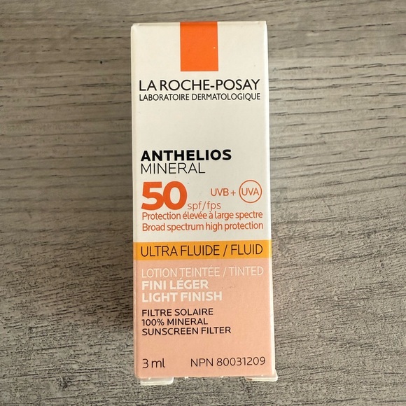 LA ROCHE-POSAY SPF samples (NIB) - Picture 4 of 5